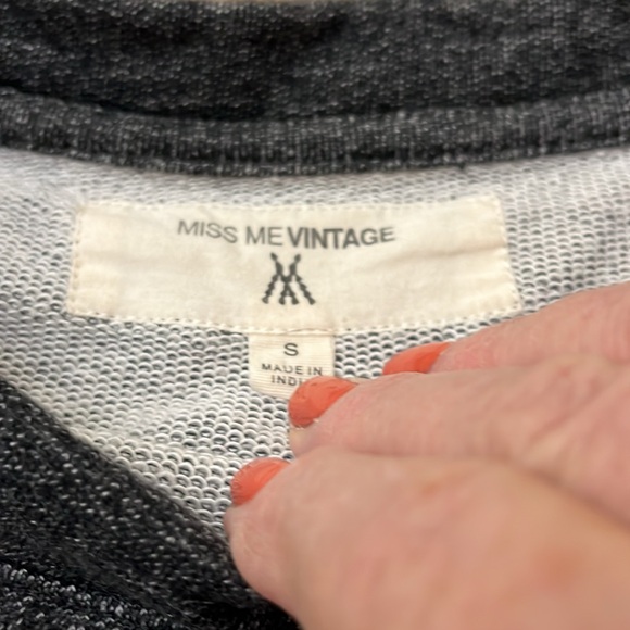 Vintage look sweatshirt - Picture 2 of 4